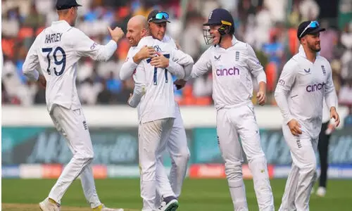 ഇംഗ്ലണ്ടിന് തിരിച്ചടി; ഇന്ത്യക്കെതിരായ ബാക്കി ടെസ്റ്റുകളിൽ സൂപ്പർതാരം കളിക്കില്ല