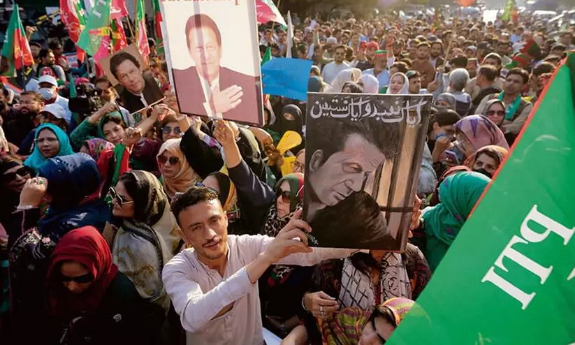 പാകിസ്താനിൽ സർക്കാർ രൂപവത്കരണത്തിന് ചർച്ചകൾ സജീവമായി