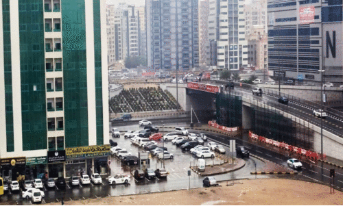 യു.എ.ഇയിൽ കനത്ത മഴ; വിദ്യാഭ്യാസ സ്ഥാപനങ്ങൾക്ക് ഓൺലൈൻ പഠനം