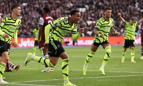 വെസ്റ്റ് ഹാം വലയിൽ ആറടിച്ച് ആഴ്സണൽ