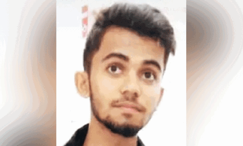 പാ​ളം മു​റി​ച്ചു​ക​ട​ക്കു​ന്ന​തി​നി​ടെ യു​വാ​വ് ട്രെ​യി​ൻ ത​ട്ടി മ​രി​ച്ചു