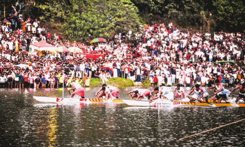 ഏറനാട് ജലോത്സവം ആവേശമായി ഏറനാട് ജലോത്സവം ആവേശമായി