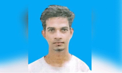 വാ​ഹ​നാ​പ​ക​ടം: മ​ഹാ​രാ​ഷ്ട്ര സ്വ​ദേ​ശി ഖു​റി​യാ​ത്തി​ൽ മ​ര​ണ​പ്പെ​ട്ടു