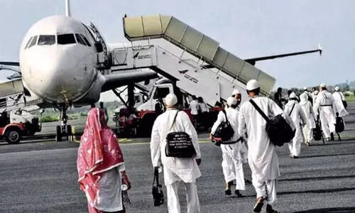 ഹജ്ജ് വിമാന ചാർജ്: കോഴിക്കോട് നിന്നുള്ള തുകയിൽ കുറവ് വരുമെന്ന് സംസ്ഥാനത്തെ അറിയിച്ചിട്ടില്ലെന്ന് മുഖ്യമന്ത്രി