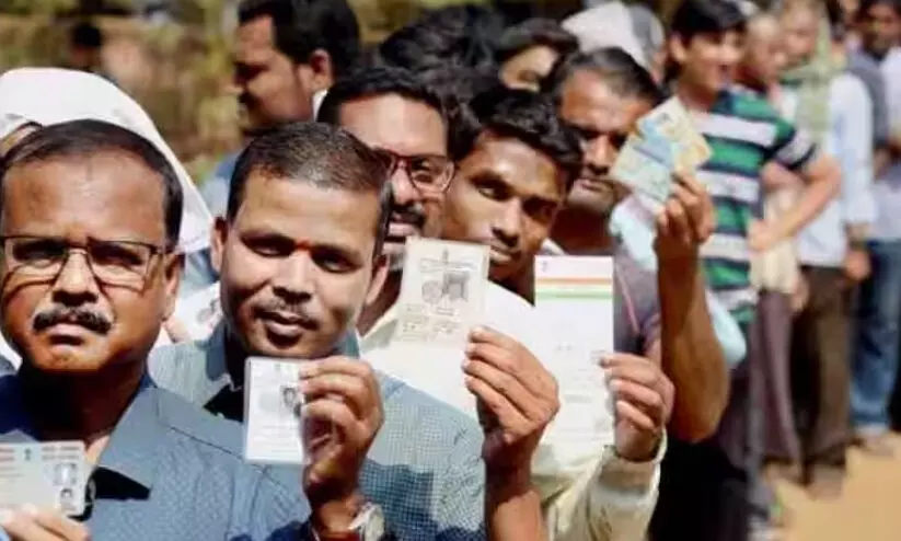 ലോക്സഭാ തിരഞ്ഞെടുപ്പ്: ഡെപ്യൂട്ടി ഇലക്ഷൻ കമീഷണർ മുന്നൊരുക്കങ്ങൾ വിലയിരുത്തി ലോക്സഭാ തിരഞ്ഞെടുപ്പ്: ഡെപ്യൂട്ടി ഇലക്ഷൻ കമീഷണർ മുന്നൊരുക്കങ്ങൾ വിലയിരുത്തി