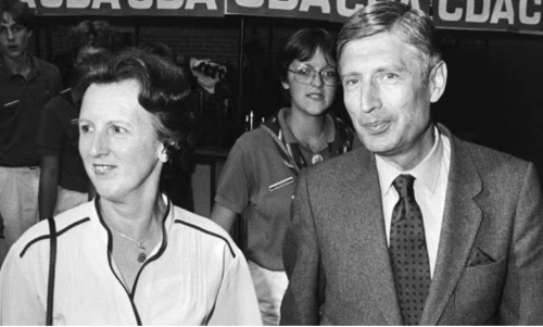 ഒ​രു​മി​ച്ച് ദ​യാ​വ​ധം;  മരണത്തിലും പിരിയാതെ മു​ൻ ഡച്ച് പ്ര​ധാ​ന​മ​ന്ത്രി​യും ഭാ​ര്യ​യും