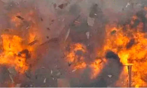 കാതടപ്പിക്കുന്ന ഉഗ്ര സ്ഫോടനം;  ചൂരക്കാട്ടെ കാഴ്ചകൾ ഭീതിജനകം