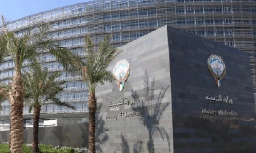 സ്‌​കൂ​ൾ ജീ​വ​ന​ക്കാ​രെ  ആ​ക്ര​മി​ച്ച സം​ഭ​വ​ത്തി​ൽ ന​ട​പ​ടി