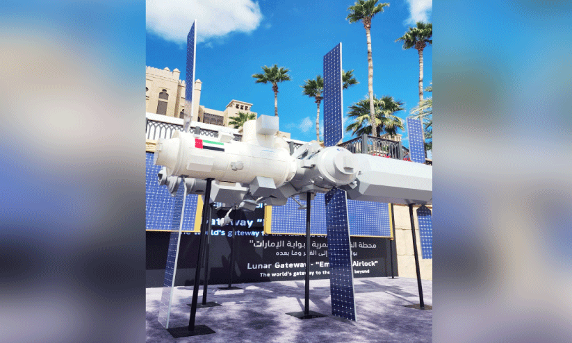 Lunar gateway station model