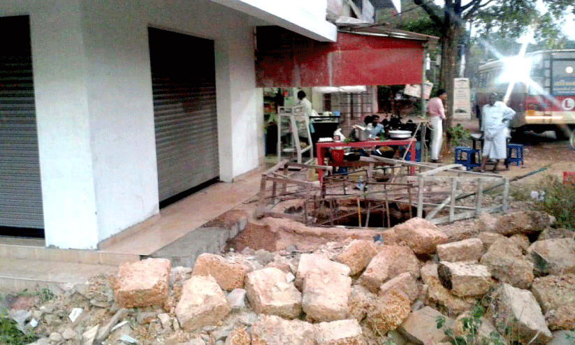 ചക്കുവള്ളിയിലെ പൊതുകിണർ പൊളിച്ച സംഭവം; പുനർനിർമിക്കാൻ ഓംബുഡ്സ്മാൻ ഉത്തരവ്​