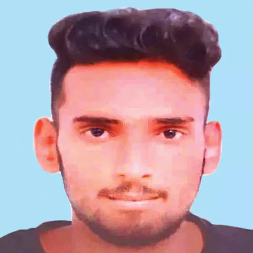 യു​വാ​വ് തൂ​ങ്ങി മ​രി​ച്ച നി​ല​യി​ൽ