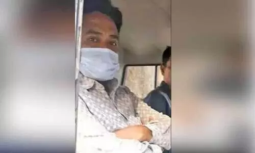 അ​റ​സ്റ്റി​ലാ​യ അ​ഡ്വ. ചാ​ന്ദ് പാ​ഷ