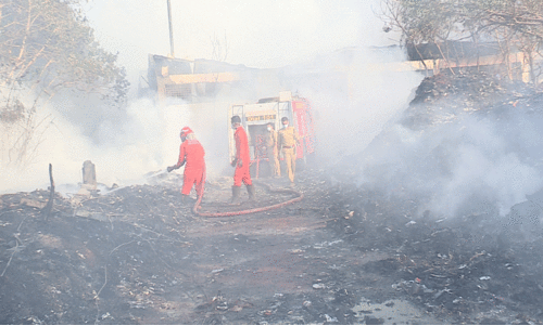 കുബണൂർ മാലിന്യ സംസ്കരണ പ്ലാന്റിൽ വൻ   തീപിടിത്തം