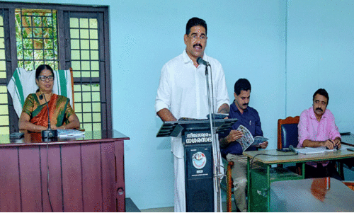 നീലേശ്വരം നഗരസഭ ബജറ്റ്; നഗരകേന്ദ്രീകൃത വികസനത്തിന് ഊന്നൽ