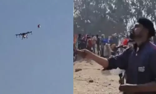 ടിയർ ഗ്യാസ് ഷെല്ലുകളിടുന്ന ഡ്രോണുകളെ പ്രതിരോധിക്കാൻ പട്ടങ്ങളുമായി കർഷകർ