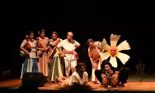 ‘നാടകമേ ജീവിതം’