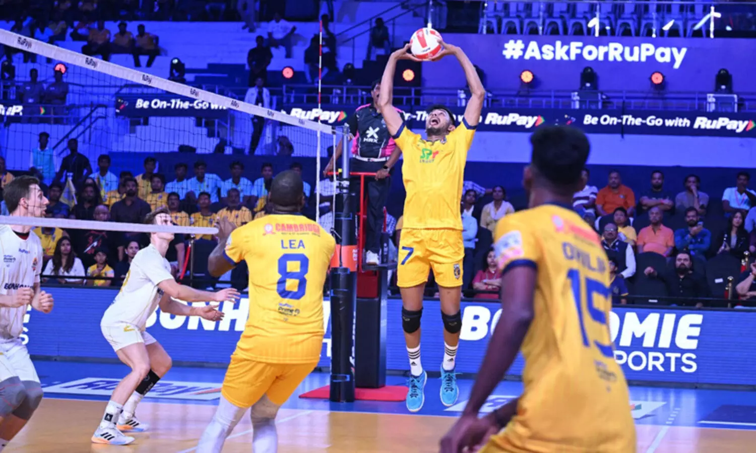 പ്രൈം വോളിബാൾ ലീഗ്: അഹമ്മദാബാദ്‌ ഡിഫൻഡേഴ്‌സിന്‌ ജയം