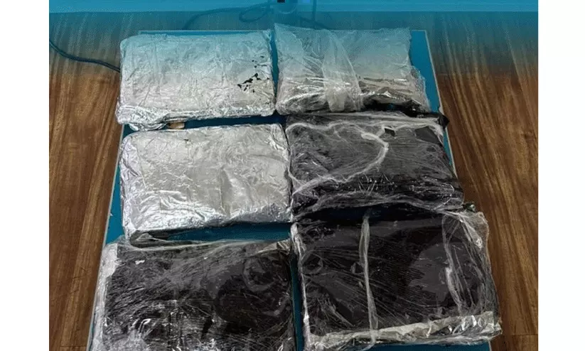 യു.എ.ഇ: കാറിൽ കടത്താൻ ശ്രമിച്ച 6.5 കിലോ മയക്കുമരുന്ന് പിടികൂടി യു.എ.ഇ: കാറിൽ കടത്താൻ ശ്രമിച്ച 6.5 കിലോ മയക്കുമരുന്ന് പിടികൂടി