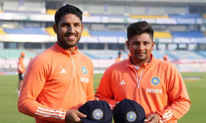 രാ​ജ്കോ​ട്ടിൽ ഇന്ത്യ ബാറ്റിങ് തിരഞ്ഞെടുത്തു; സർ​ഫ​റാ​സ് ഖാ​നും ധ്രു​വ് ജു​റെലിനും അരങ്ങേറ്റം; സിറാജും ജദേജയും തിരിച്ചെത്തി