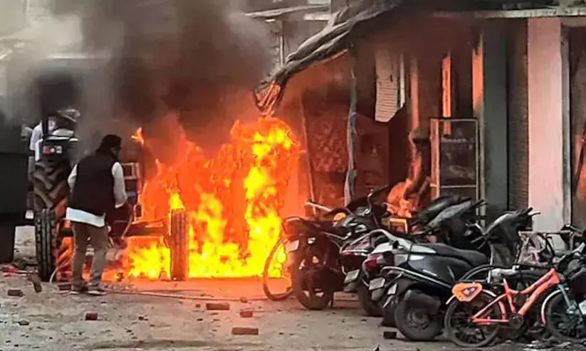 മദ്റസ തകർത്തതിനെ തുടർന്ന് അക്രമം: ഹൽദ്വാനിയിൽ കർഫ്യൂവിൽ ഇളവ്