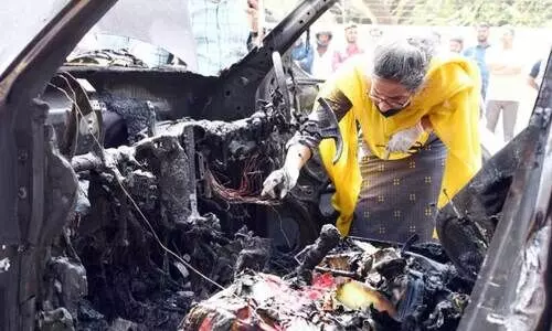 ചൂട് കൂടുന്നു; വാഹനം കത്താതെ കാക്കണം