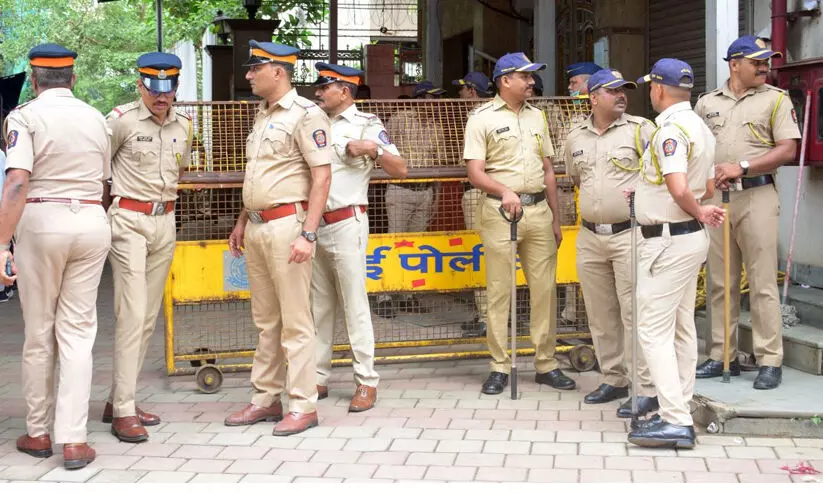 ഭീകരരെ കണ്ടതായി  വ്യാജ സന്ദേശം; പ്രദേശം അരിച്ചുപെറുക്കി പൊലീസ്