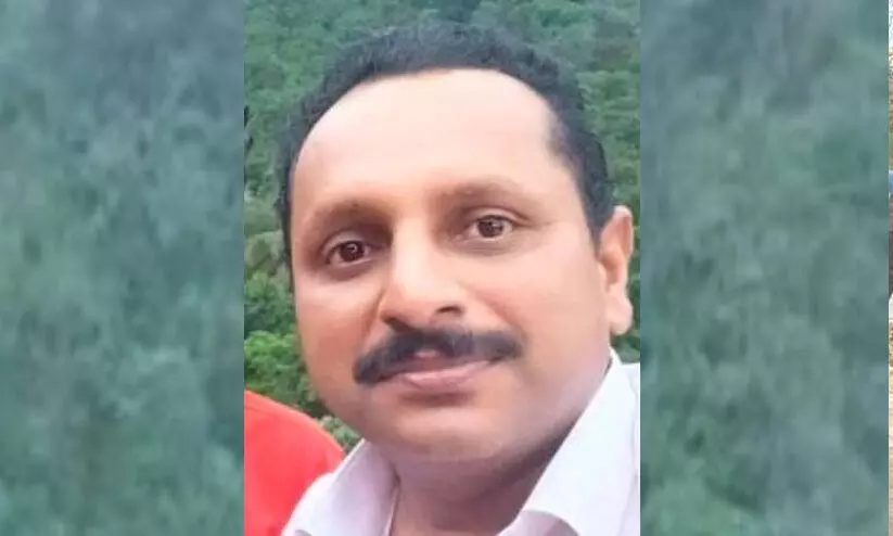 എം.ഡി.എം.എയുമായി ഹയർസെക്കൻഡറി സ്കൂൾ പ്രിൻസിപ്പൽ അറസ്റ്റിൽ എം.ഡി.എം.എയുമായി ഹയർസെക്കൻഡറി സ്കൂൾ പ്രിൻസിപ്പൽ അറസ്റ്റിൽ