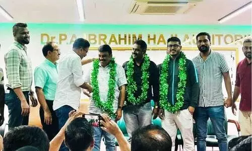 പാ​ല​ക്കാ​ട് ജി​ല്ല മ​ണ്ണാ​ർ​ക്കാ​ട് മ​ണ്ഡ​ലം കെ.​എം.​സി.​സി ഭാ​ര​വാ​ഹി​ക​ൾ