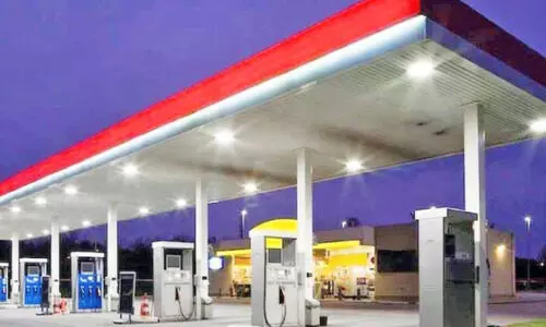 മ​ക്ക: പെട്രോൾ സ്​റ്റേഷനുകളിലെ നിയമലംഘനങ്ങൾക്ക്​ നടപടി കർശനമാക്കി