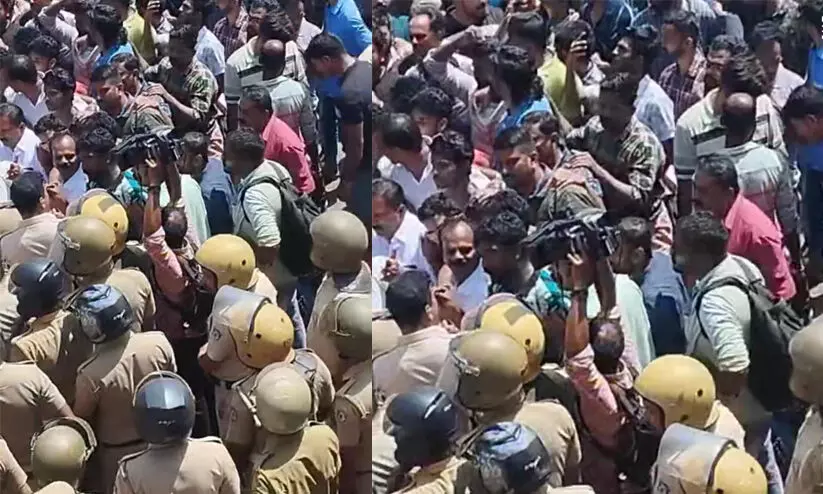 Tensions prevail at Pulpally in Kerala’s Wayanad district after people stage protest with body of man killed in elephant attack Tensions prevail at Pulpally in Kerala’s Wayanad district after people stage protest with body of man killed in elephant attack