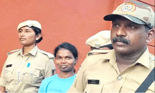 ഉ​ണ്ണി​മാ​യ റി​മാ​ൻ​ഡി​ൽ