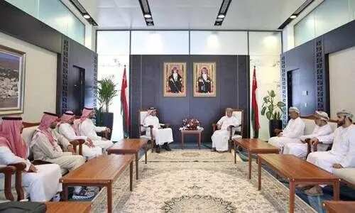 സൗ​ദി ടൂ​റി​സം ഡെ​പ്യൂ​ട്ടി മ​ന്ത്രി സു​ൽ​ത്താ​ൻ അ​ൽ മു​സ​ല്ല​മിയുടെ അ​ധ്യ​ക്ഷ​ത​യി​ൽ ന​ട​ന്ന യോ​ഗം