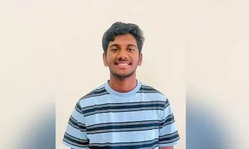 രോ​ഹ​ൻ രാ​മ​ച​ന്ദ്ര​ൻ