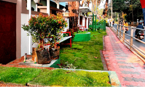 മി​നി പാ​ർ​ക്ക്