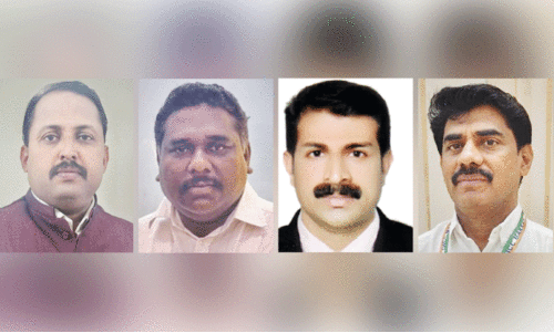 ഷാ​നി​യാ​സ് കു​ന്നി​ക്കോ​ട്, ഷാ​ജി ചു​ന​ക്ക​ര, നൗ​ഷാ​ദ് തൊ​ടു​പു​ഴ, സാ​ക്കി​ർ കൊ​ടു​വ​ള്ളി