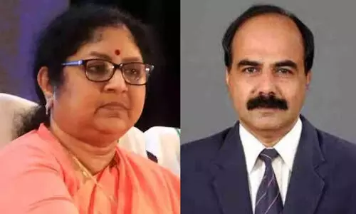 Dr Mohanan Kunnummal, r bindhu