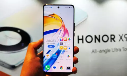 ‘വീണാൽ പൊട്ടാത്ത ഡിസ്‍പ്ലേ’; ഇന്ത്യയിൽ പുതിയ ഫോണുമായി ഹോണർ, വിലയും വിശേഷങ്ങളും അറിയാം