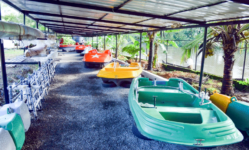 കോടിമതയിൽ പുതിയ ബോട്ട് നിർമാണ കേന്ദ്രം ഒരുങ്ങി കോടിമതയിൽ പുതിയ ബോട്ട് നിർമാണ കേന്ദ്രം ഒരുങ്ങി