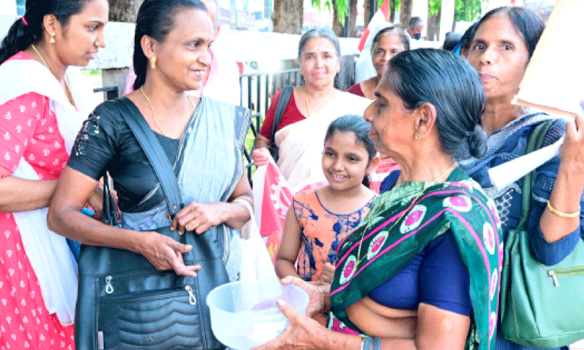 ഭിക്ഷാടന സമരം ഭിക്ഷാടന സമരം