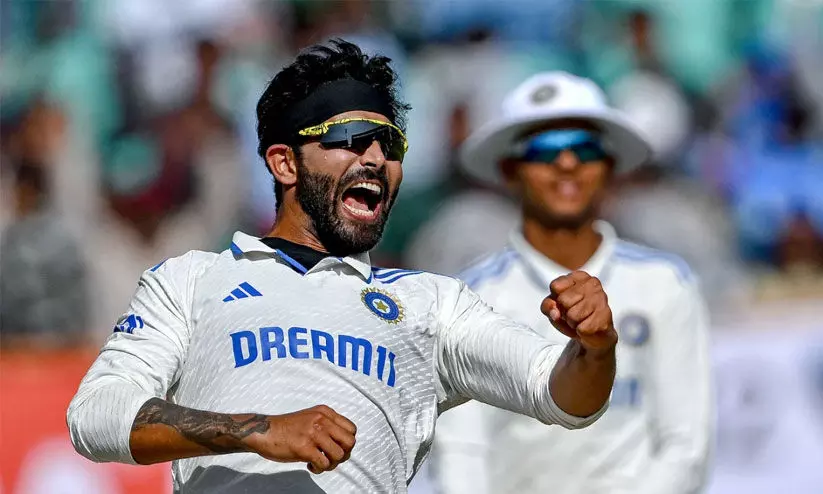 കശക്കിയെറിഞ്ഞ് ജദേജ; ഇംഗ്ലണ്ടിനെതിരെ റെക്കോഡ് ജയം കുറിച്ച് ഇന്ത്യ കശക്കിയെറിഞ്ഞ് ജദേജ; ഇംഗ്ലണ്ടിനെതിരെ റെക്കോഡ് ജയം കുറിച്ച് ഇന്ത്യ