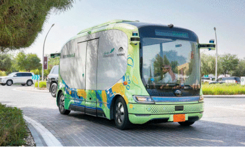 ഖത്തർ ഫൗണ്ടേഷനിൽ സർവിസ് നടത്തുന്ന ഓട്ടോണമസ് ഇ-ബസ് ഖത്തർ ഫൗണ്ടേഷനിൽ സർവിസ് നടത്തുന്ന ഓട്ടോണമസ് ഇ-ബസ്