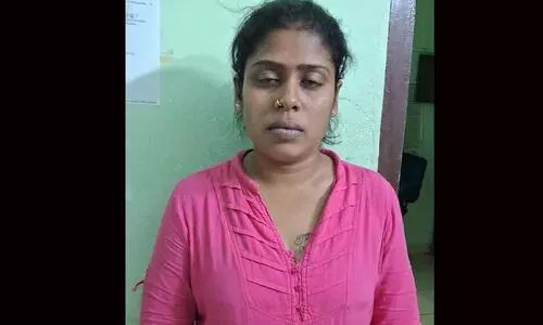 യുവതി കുളിമുറിയിൽ മരിച്ച നിലയിൽ; ഒപ്പം താമസിച്ചിരുന്ന സുഹൃത്ത് കസ്റ്റഡിയിൽ