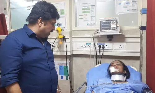 അപകടത്തിൽപ്പെട്ട പിഞ്ചുകുട്ടിയടക്കം മൂന്നുപേർക്ക് രക്ഷകനായി മന്ത്രി ഗണേഷ് കുമാർ