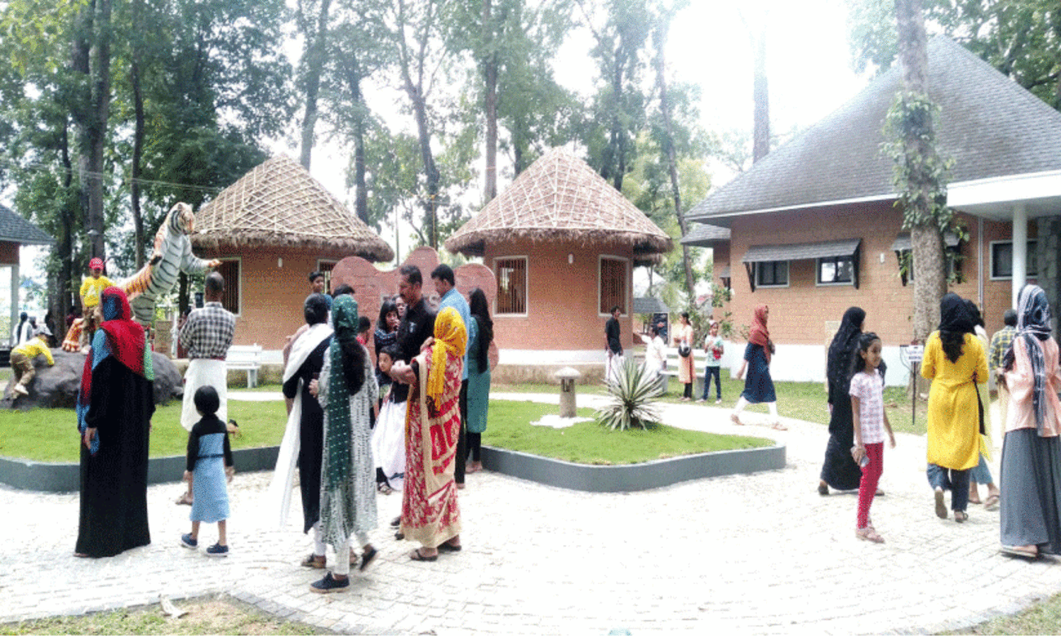 സഞ്ചാരികള്‍ക്ക് പ്രിയങ്കരമായി കുളത്തൂപ്പുഴ വനം മ്യൂസിയം