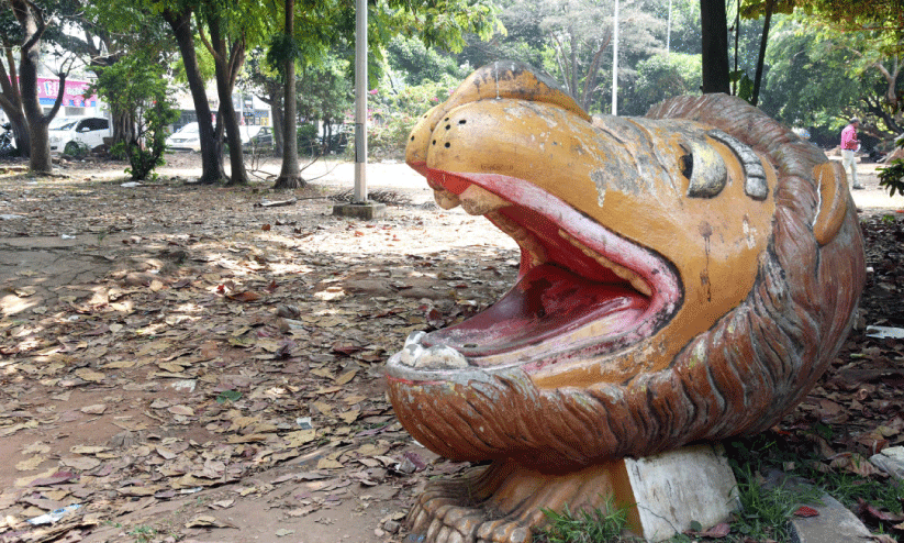 കുളത്തിനും ഉദ്യാനത്തിനും അനുമതിയായില്ല; ലയൺസ് പാർക്കിന്റെ നവീകരണം നീളുന്നു