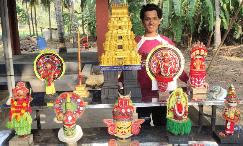 അജിത്തിന്റെ കരവിരുതിൽ വിരിഞ്ഞത് കമനീയ കലാരൂപങ്ങൾ അജിത്തിന്റെ കരവിരുതിൽ വിരിഞ്ഞത് കമനീയ കലാരൂപങ്ങൾ