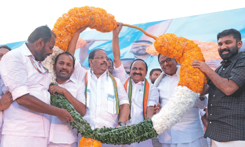 ആവേശം ജ്വലിച്ച് കോൺഗ്രസ് സമരാഗ്നി ആവേശം ജ്വലിച്ച് കോൺഗ്രസ് സമരാഗ്നി