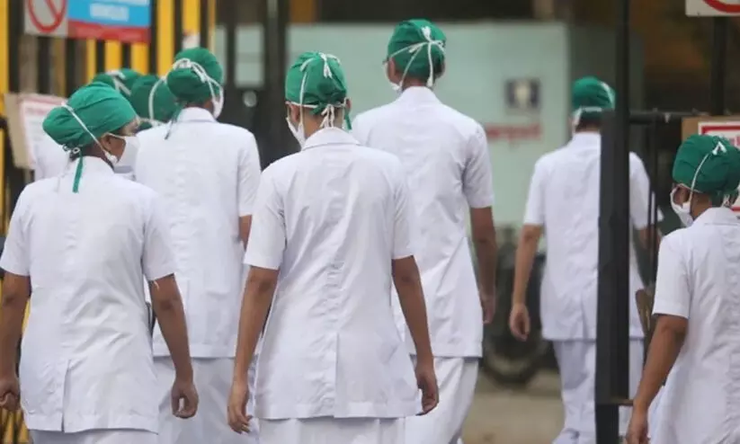 ജര്മ്മനിയില് നഴ്സ്: ട്രിപ്പിള് വിന്- അഞ്ചാം ഘട്ടത്തിലേക്ക് ഇപ്പോള് അപേക്ഷിക്കാം ജര്മ്മനിയില് നഴ്സ്: ട്രിപ്പിള് വിന്- അഞ്ചാം ഘട്ടത്തിലേക്ക് ഇപ്പോള് അപേക്ഷിക്കാം