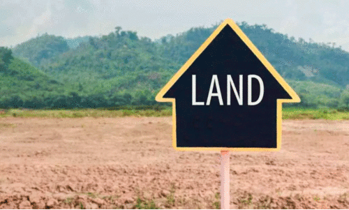 മിച്ചഭൂമി കേസ്; സി.എം.ആർ.എല്ലിനെതി​രെ   നടപടിക്ക്​ മടിച്ച്​ ലാൻഡ്​ ബോർഡ്