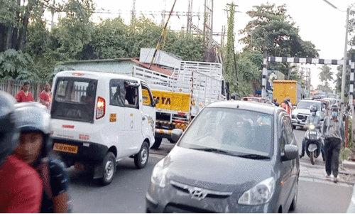 കുരുക്ക് അഴിയുന്നു; കുണ്ടറ മേല്‍പാലത്തിന്റെ തടസ്സങ്ങള്‍ നീങ്ങുന്നു